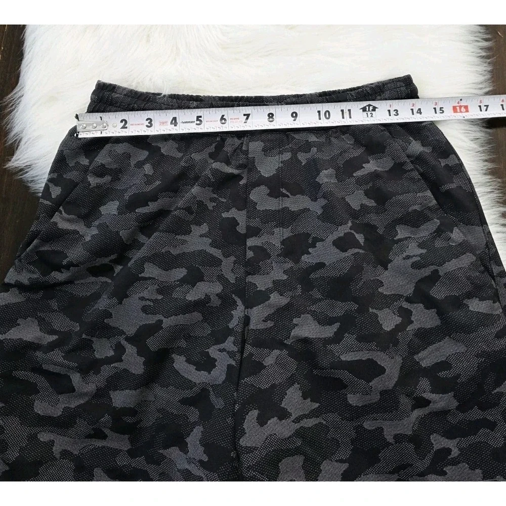 Lululemon Surge Shorts 7